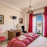 Piramide Terrace
