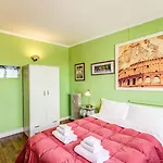 Bed & Breakfast Piramide Terrace 3*