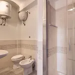 Piramide Terrace Bed & Breakfast