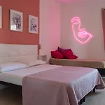 Piramide Terrace Bed & Breakfast