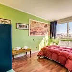 Piramide Terrace Bed & Breakfast