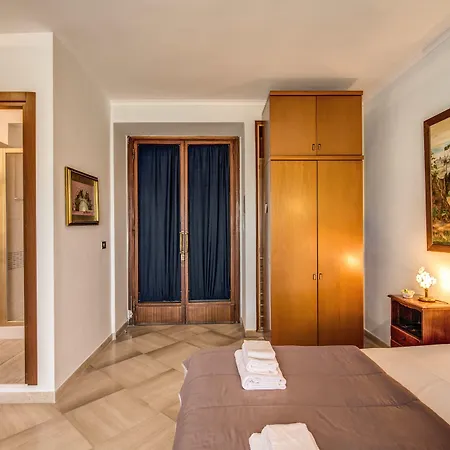 Piramide Terrace Oda ve Kahvaltı Roma