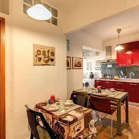 Oda ve Kahvaltı Piramide Terrace Roma