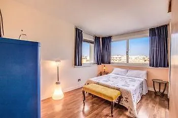 Nocleg ze śniadaniem Piramide Terrace 2*