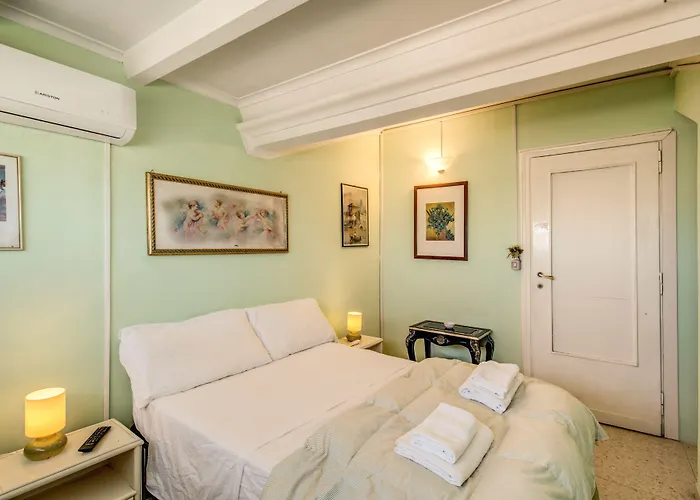 Piramide Terrace 3* Roma