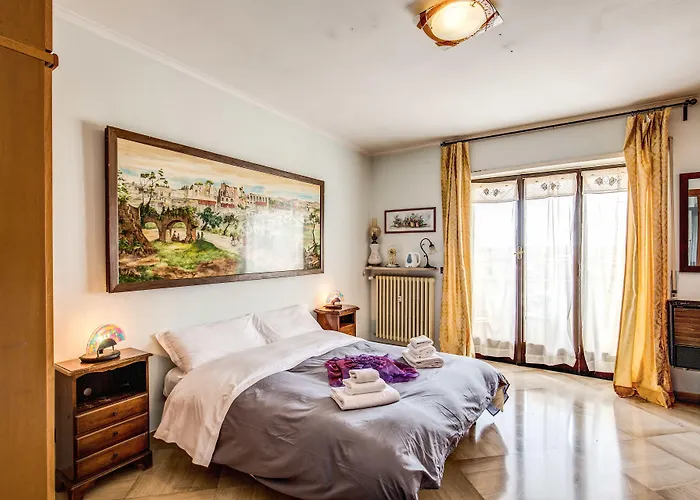 Piramide Terrace Oda ve Kahvaltı 3*