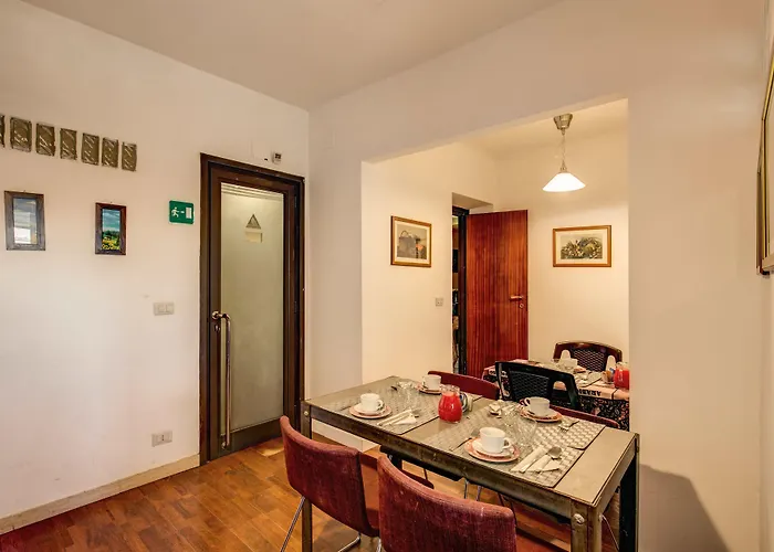 Oda ve Kahvaltı Piramide Terrace