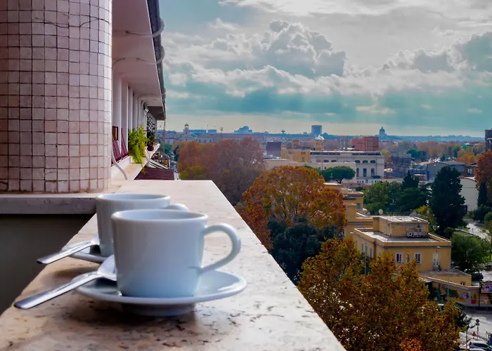 Oda ve Kahvaltı Piramide Terrace 3*