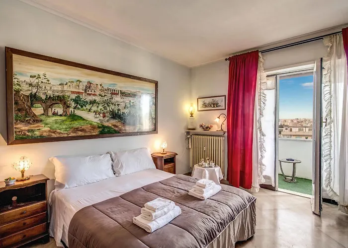 Piramide Terrace Oda ve Kahvaltı 3*