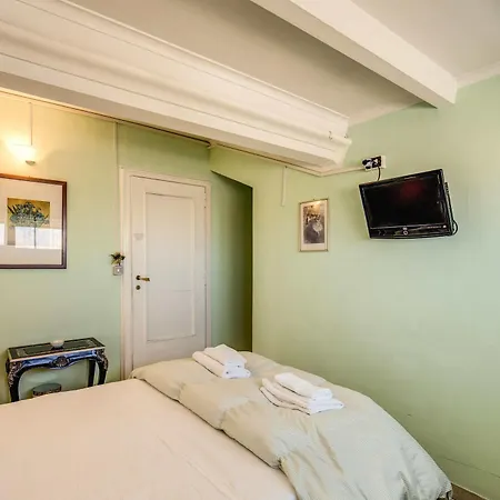 Bed and breakfast Piramide Terrace 3*